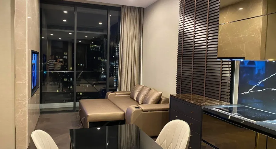For rent 2 bed condo in Khlong Toei, Bangkok