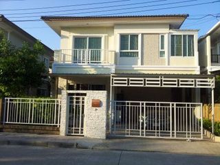 For sale 3 bed house in Prawet, Bangkok