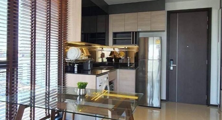 For rent 1 bed condo in Huai Khwang, Bangkok