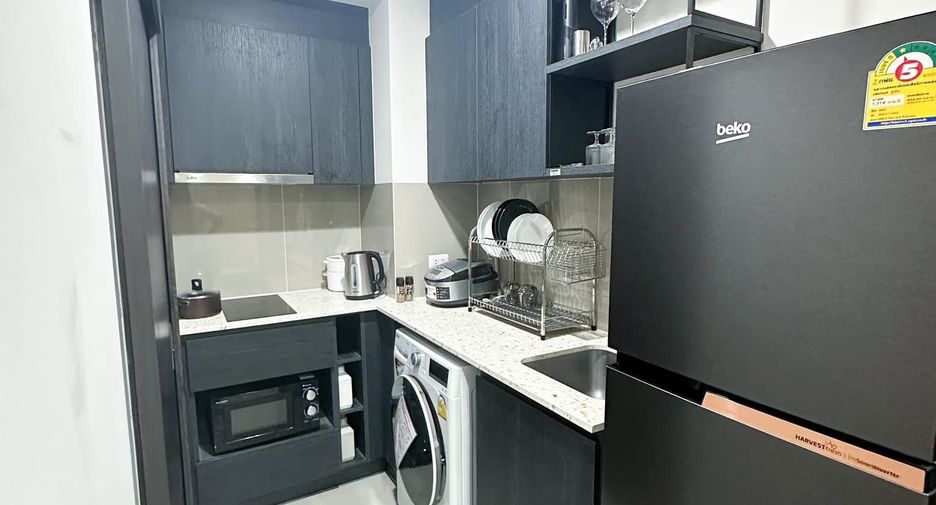 For rent 1 bed condo in Huai Khwang, Bangkok