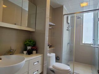 For sale 1 bed condo in Huai Khwang, Bangkok
