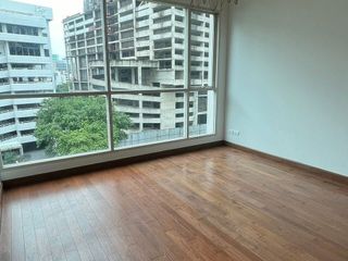 For sale スタジオ condo in Pathum Wan, Bangkok