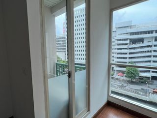 For sale スタジオ condo in Pathum Wan, Bangkok