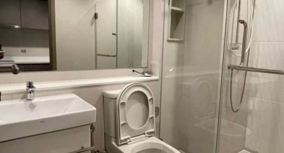 For rent studio condo in Huai Khwang, Bangkok