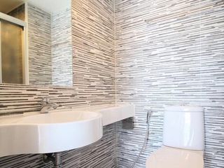 For sale 2 bed condo in Huai Khwang, Bangkok