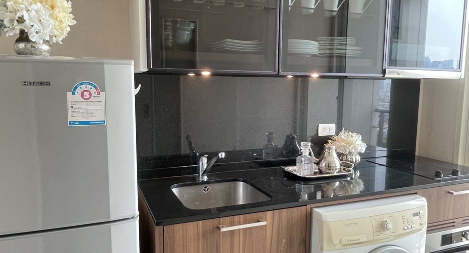 For sale スタジオ condo in Watthana, Bangkok