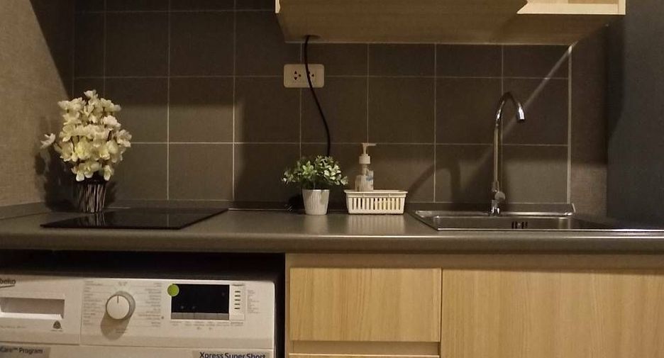 For sale 1 bed condo in Bang Na, Bangkok