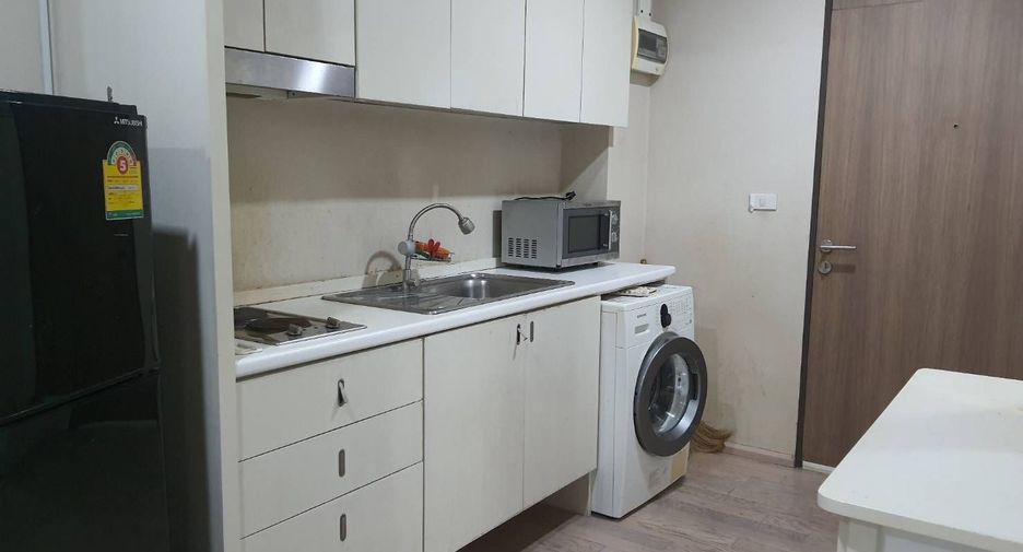 For sale スタジオ condo in Watthana, Bangkok