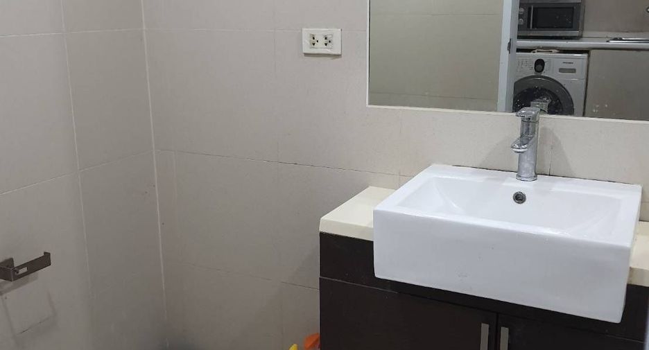 For sale スタジオ condo in Watthana, Bangkok