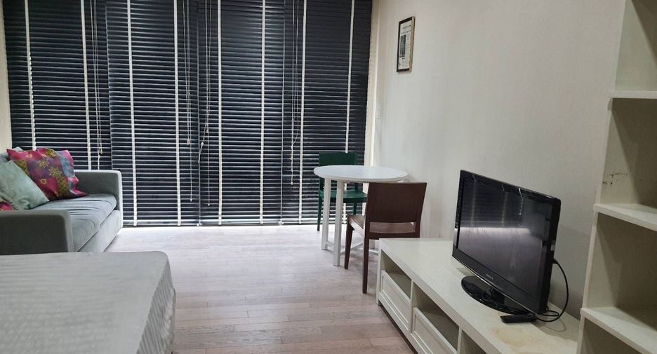 For sale スタジオ condo in Watthana, Bangkok
