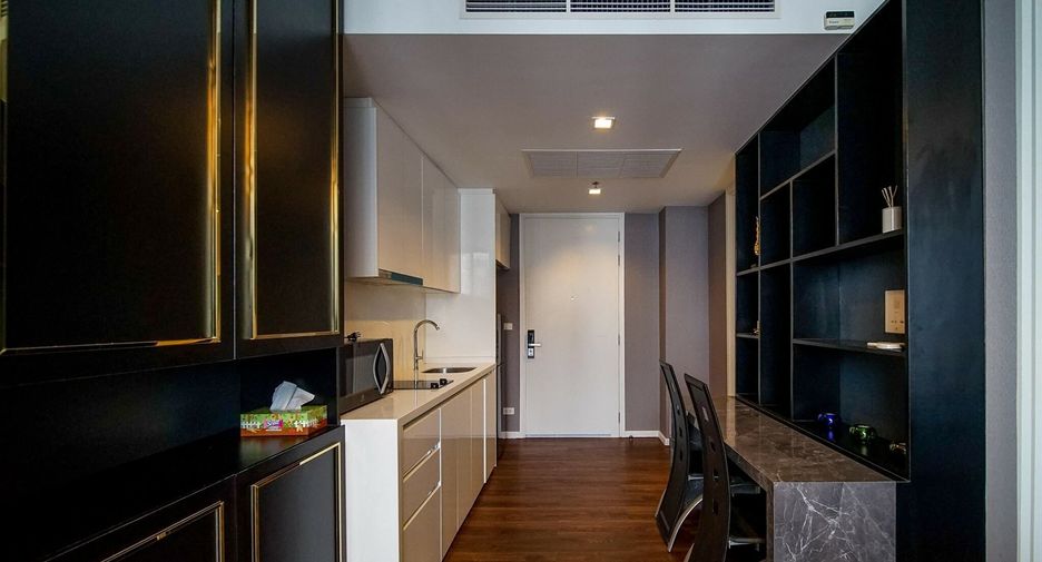 For sale 1 bed condo in Sathon, Bangkok