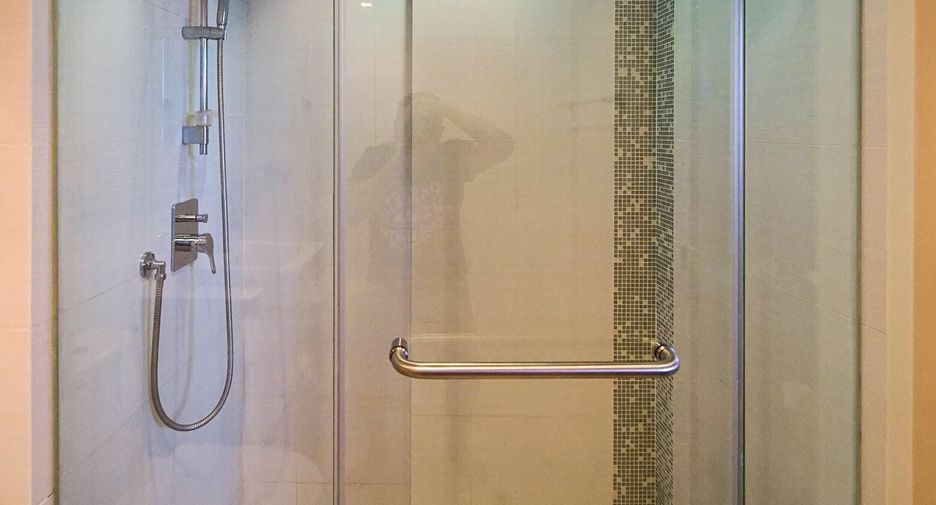 For sale 1 bed condo in Sathon, Bangkok