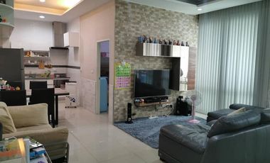 For sale 2 bed condo in Huai Khwang, Bangkok