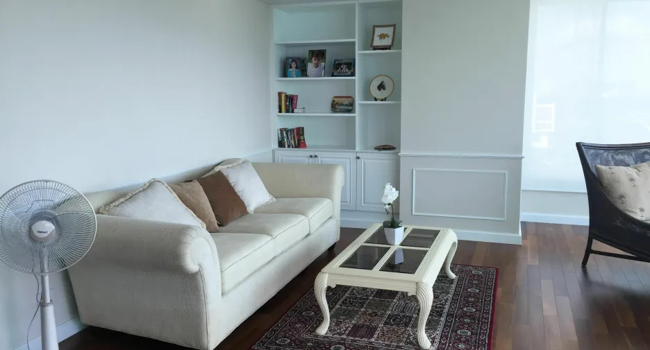 For rent 3 Beds condo in Dusit, Bangkok