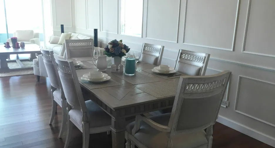 For rent 3 Beds condo in Dusit, Bangkok