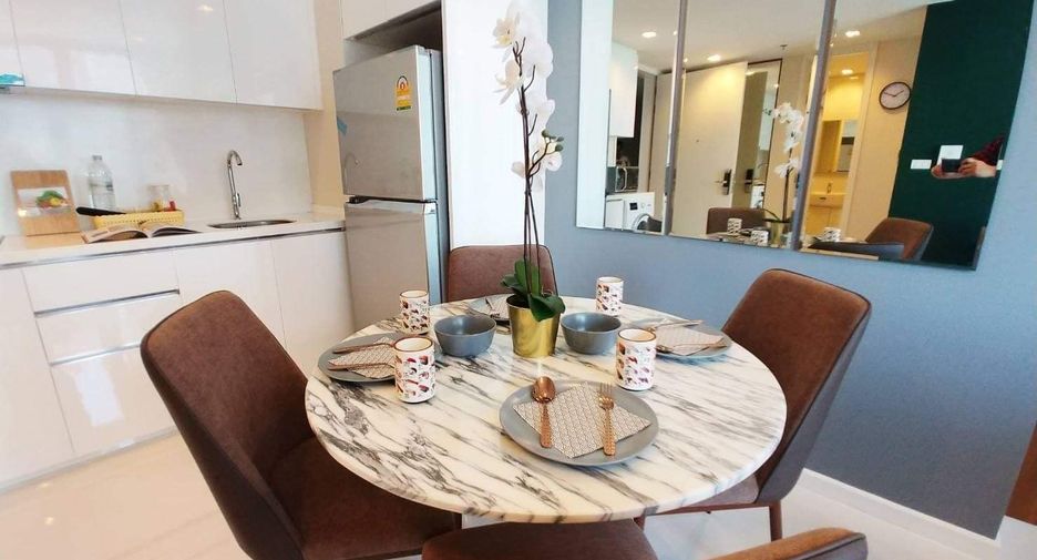 For rent 2 Beds condo in Sathon, Bangkok