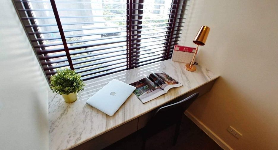 For rent 2 Beds condo in Sathon, Bangkok