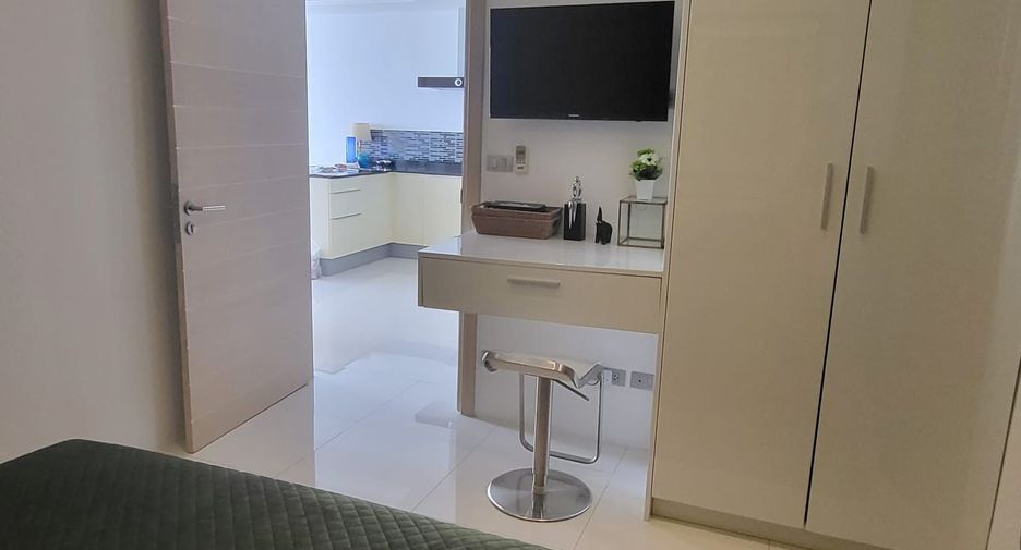 For sale 2 bed condo in Mueang Phuket, Phuket