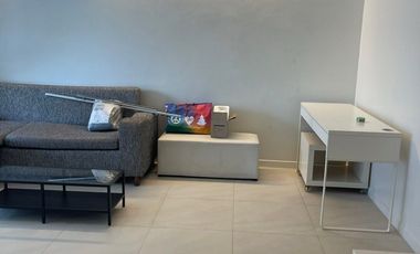 For sale 1 bed condo in Khlong Toei, Bangkok