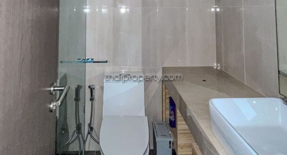 À vendre 1 chambre condo à Pratumnak, Pattaya