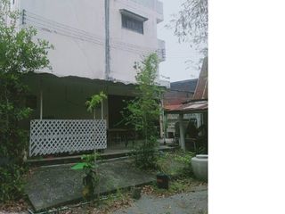 For sale 3 Beds house in Chai Badan, Lopburi