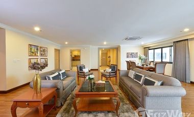 For rent 3 bed condo in Watthana, Bangkok
