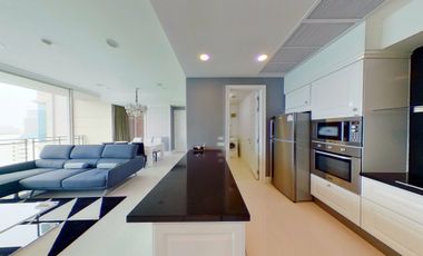 For rent 3 bed condo in Watthana, Bangkok