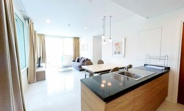 For rent 2 bed condo in Watthana, Bangkok