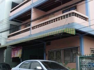 For rent 4 Beds townhouse in Khlong Luang, Pathum Thani