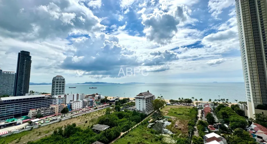 出租 和 出售 4 卧室 公寓 在 Jomtien, 芭提雅