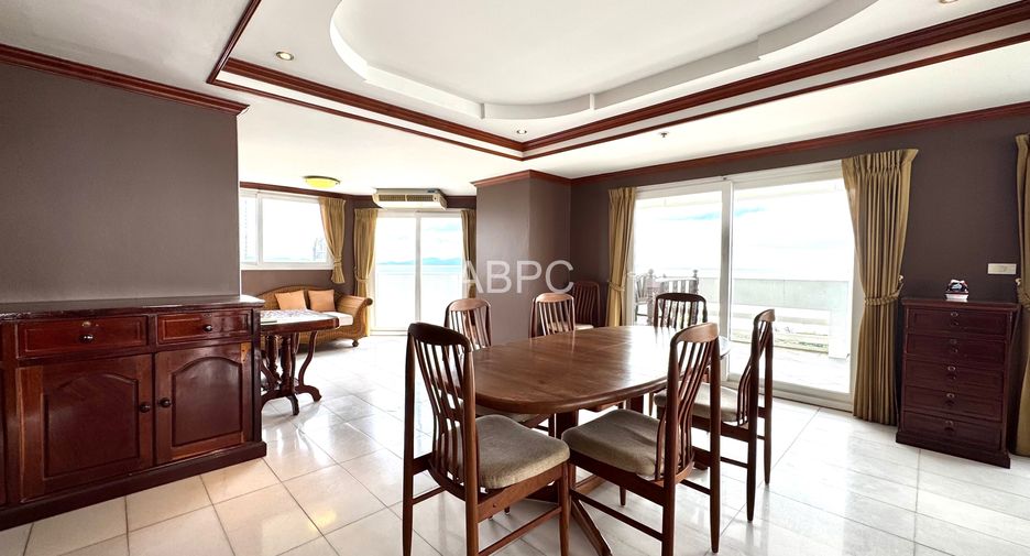 For rent and for sale 4 bedrooms condo in Jomtien, Pattaya