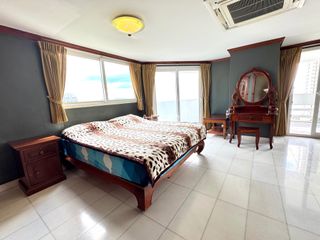 For rent and for sale 4 bedrooms condo in Bang Lamung, Chonburi