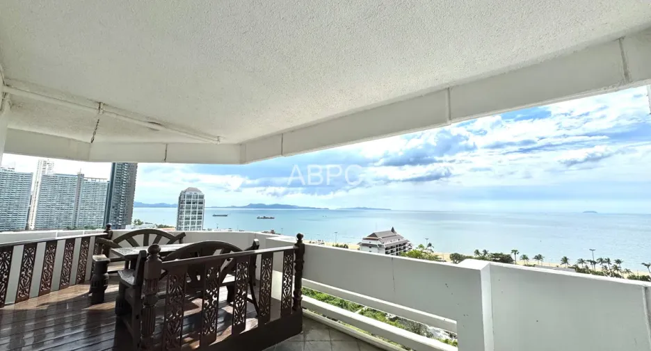 出租 和 出售 4 卧室 公寓 在 Jomtien, 芭提雅