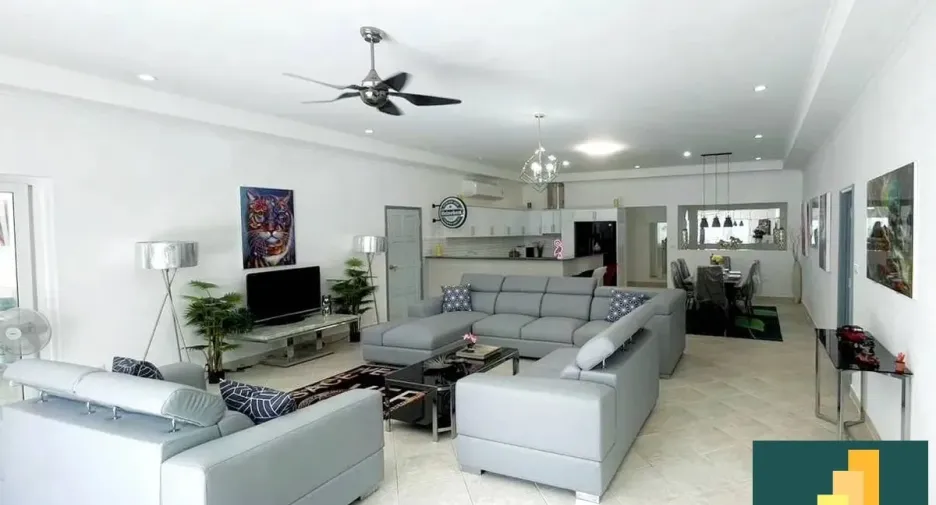 For rent and for sale 7 bedrooms house in Bang Lamung, Chonburi