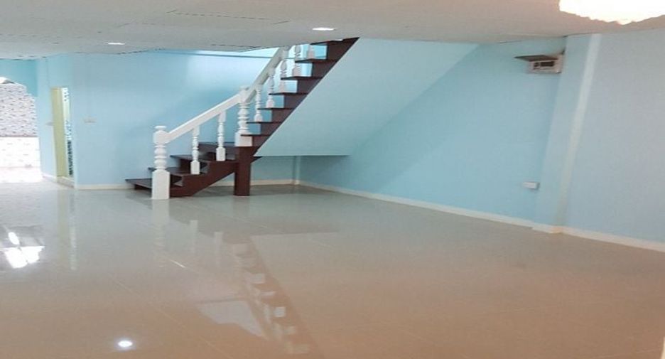 For sale 2 Beds townhouse in Mueang Nonthaburi, Nonthaburi