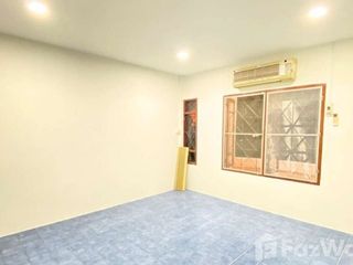 For sale 3 bed townhouse in Mueang Nakhon Pathom, Nakhon Pathom