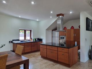 For rent 6 bed villa in Hua Hin, Prachuap Khiri Khan