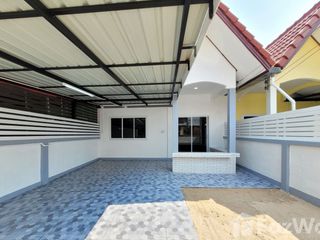 For sale 2 bed townhouse in Mueang Roi Et, Roi Et