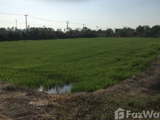 For sale land in Song Phi Nong, Suphan Buri