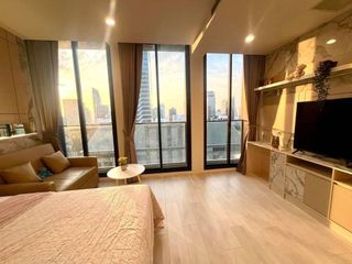 For sale 1 bed condo in Pathum Wan, Bangkok