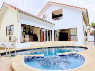 For rent 5 bed house in Jomtien, Pattaya