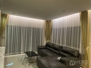Haus zur Miete und zum Kauf mit 4 Zimmer in Lam Luk Ka, Pathum Thani