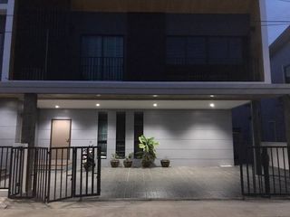 For rent 4 bed house in Thanyaburi, Pathum Thani