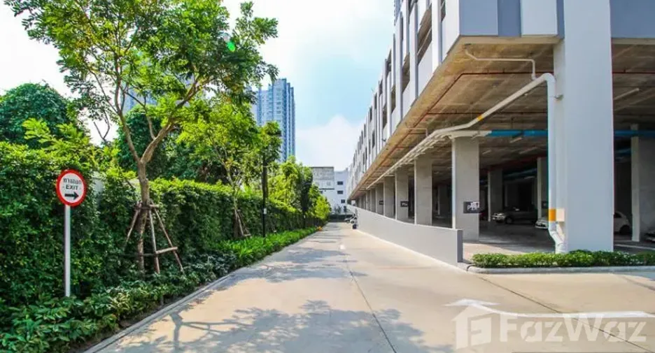 For sale 3 Beds condo in Chom Thong, Bangkok