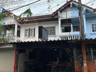 For sale 2 bed townhouse in Hua Hin, Prachuap Khiri Khan