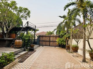 For sale 5 Beds house in Mueang Udon Thani, Udon Thani