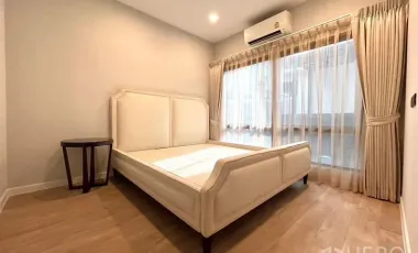 For rent 4 bedrooms house in Bang Kapi, Bangkok