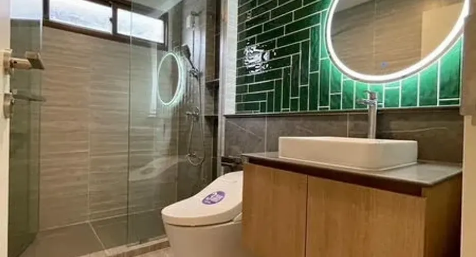 Casa en alquiler de 4 habitaciones en Bang Kapi, Bangkok