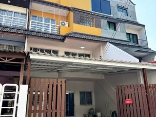 For sale そして for rent 1 Beds townhouse in Suan Luang, Bangkok