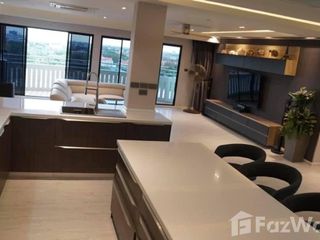 For sale 4 bed condo in Lam Luk Ka, Pathum Thani